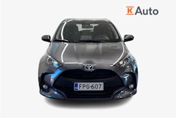 harmaa Toyota Yaris 2022 kuva 5.