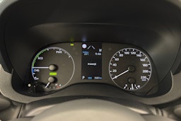 harmaa Toyota Yaris 2022 kuva 19.