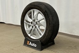 valkoinen Toyota Yaris 2022 kuva 13.