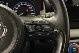 valkoinen Toyota Yaris 2022 kuva 18.