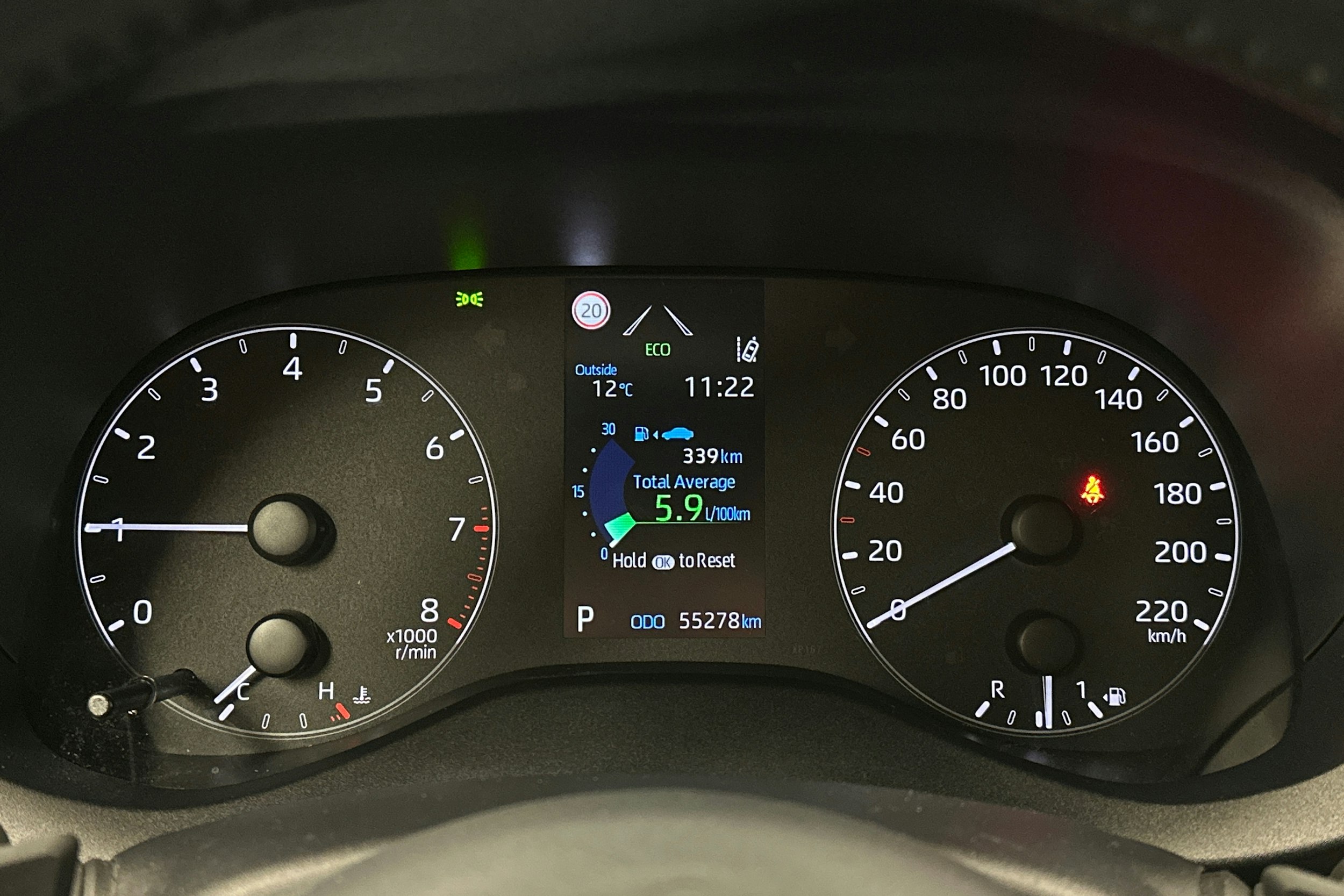 valkoinen Toyota Yaris 2022 kuva 19.