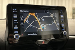 valkoinen Toyota Yaris 2022 kuva 21.