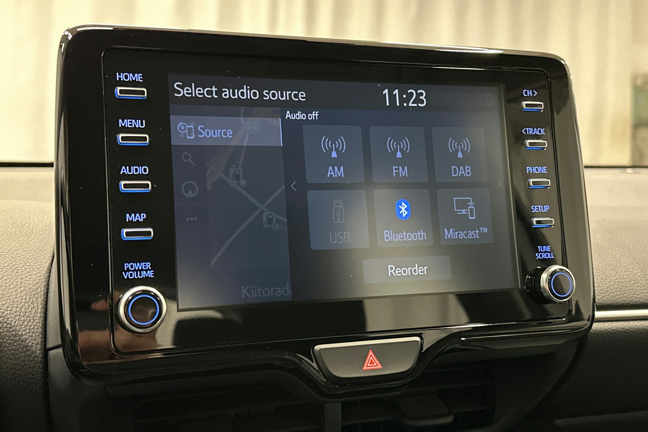 valkoinen Toyota Yaris 2022 kuva 22.