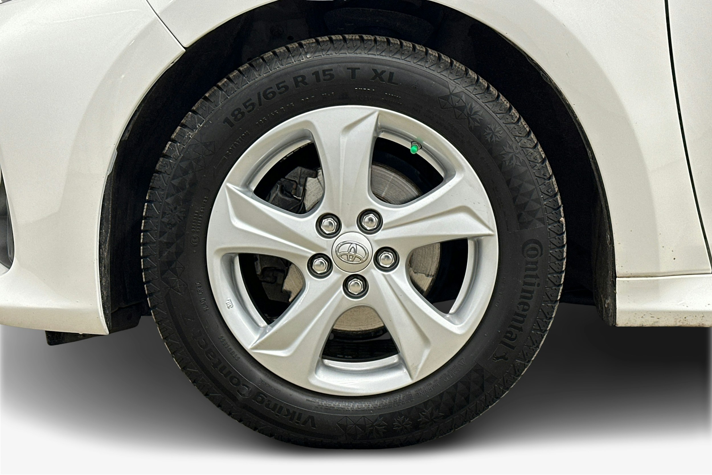 valkoinen Toyota Yaris 2022 kuva 9.