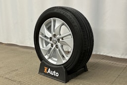 valkoinen Toyota Yaris 2022 kuva 10.