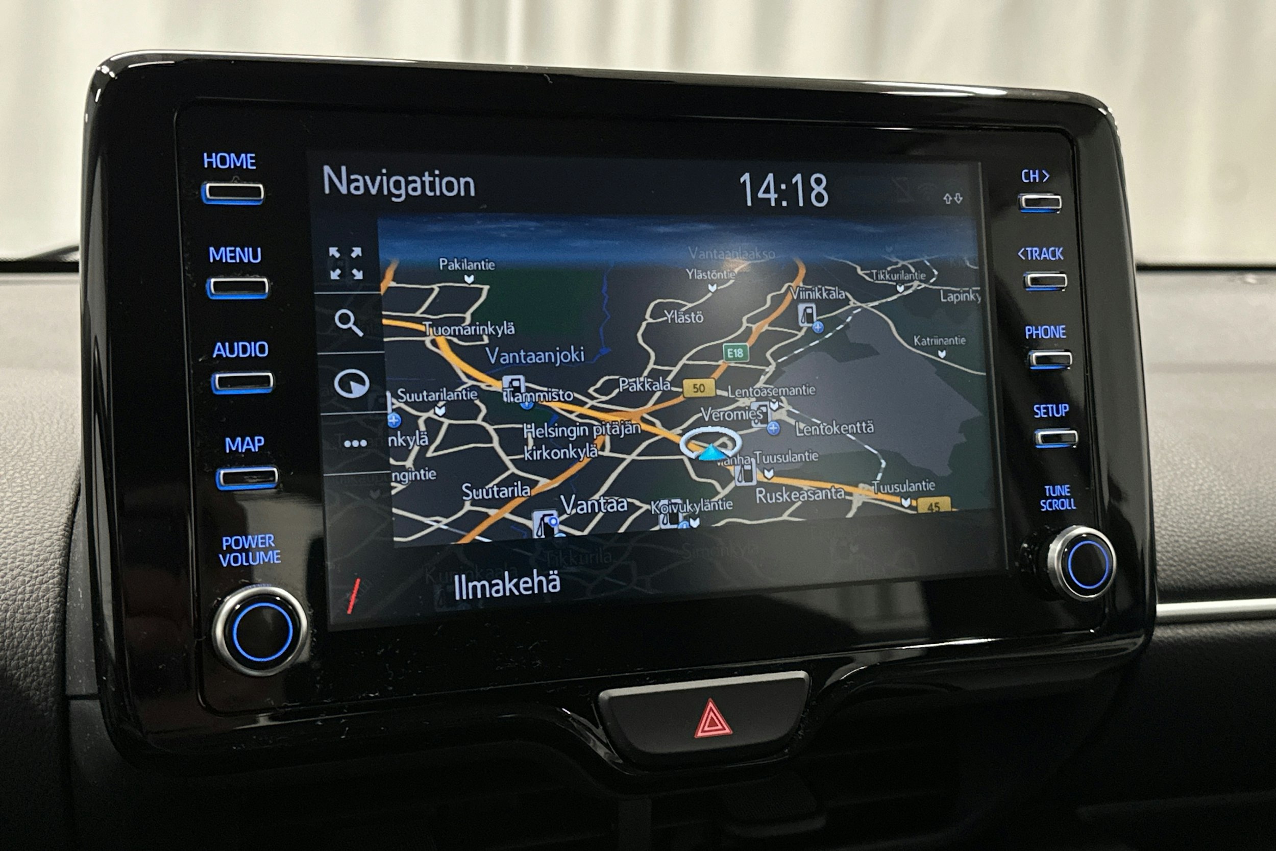 valkoinen Toyota Yaris 2022 kuva 17.