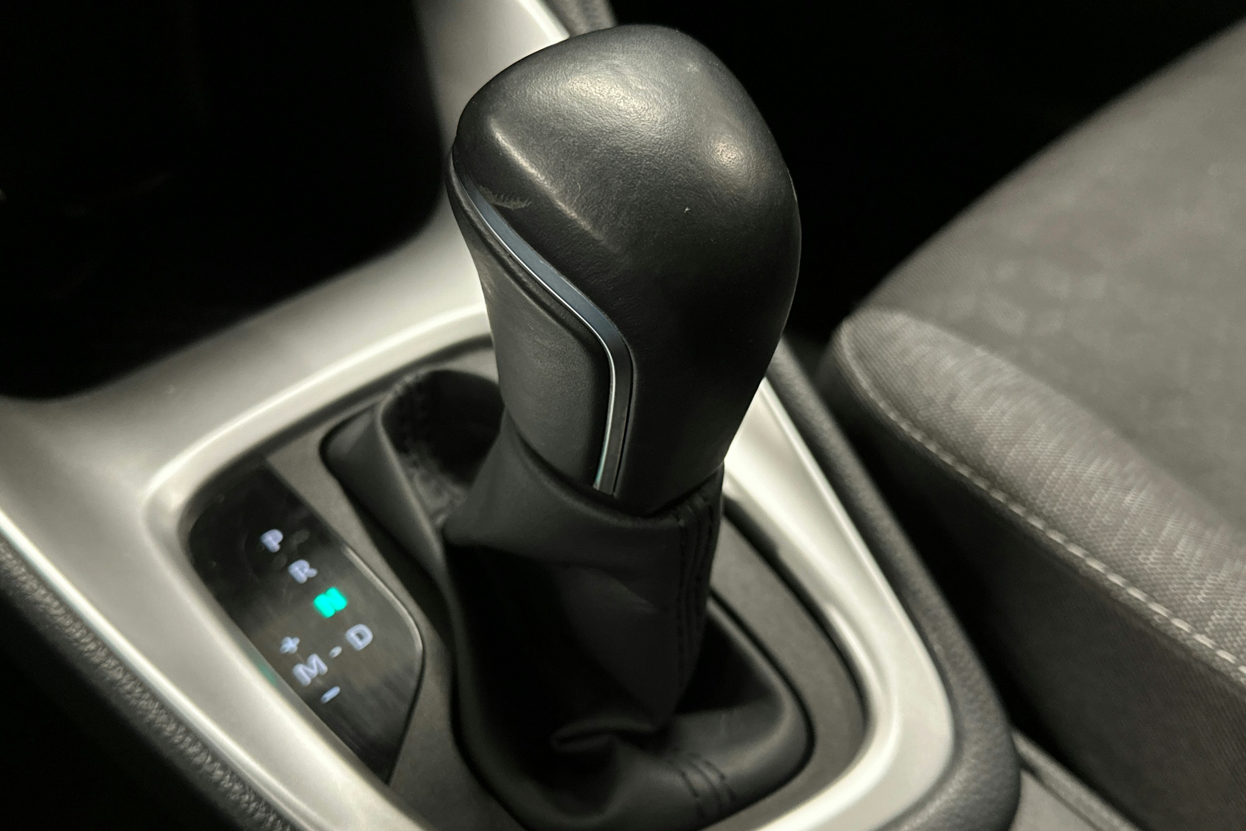 valkoinen Toyota Yaris 2022 kuva 21.