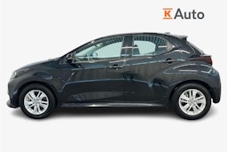 musta Toyota Yaris 2022 kuva 5.