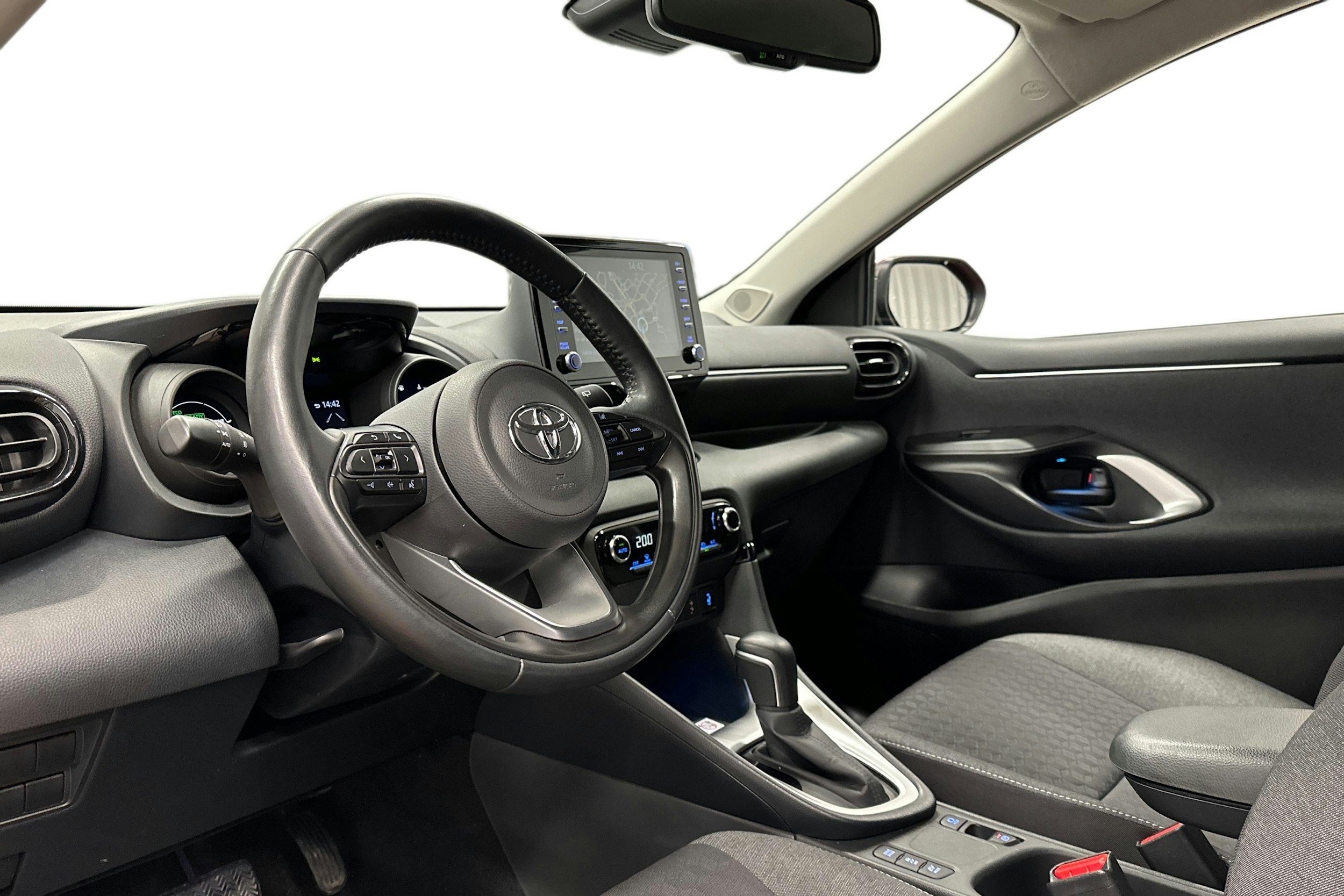 punainen Toyota Yaris 2022 kuva 6.