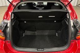 punainen Toyota Yaris 2022 kuva 11.