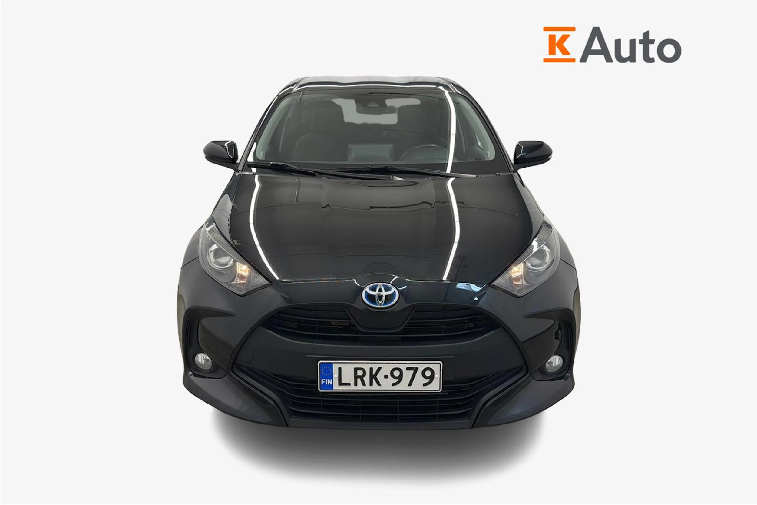 musta Toyota Yaris 2022 kuva 4.