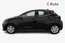 musta Toyota Yaris 2022 kuva 5.