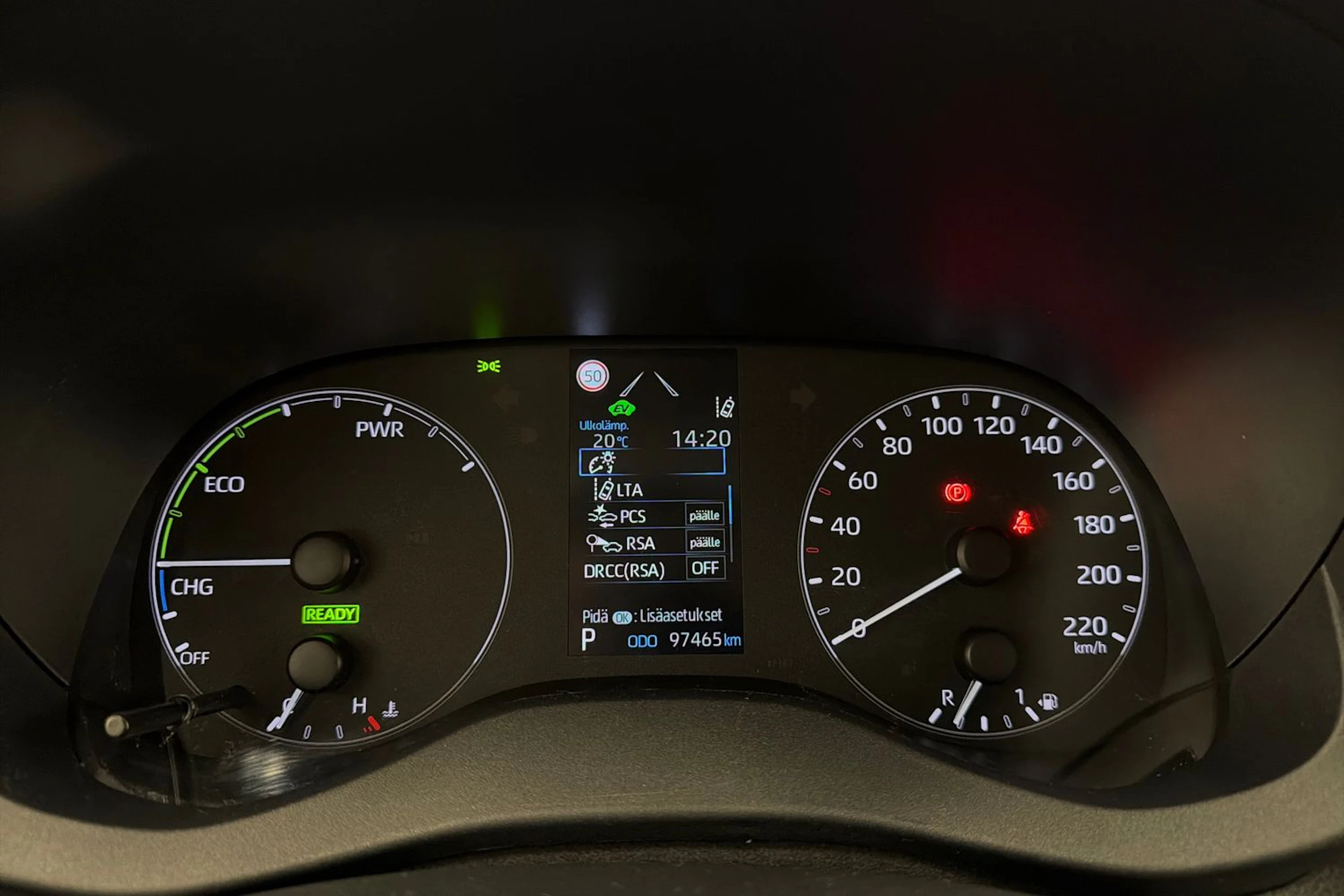 musta Toyota Yaris 2022 kuva 23.