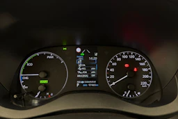 musta Toyota Yaris 2022 kuva 23.