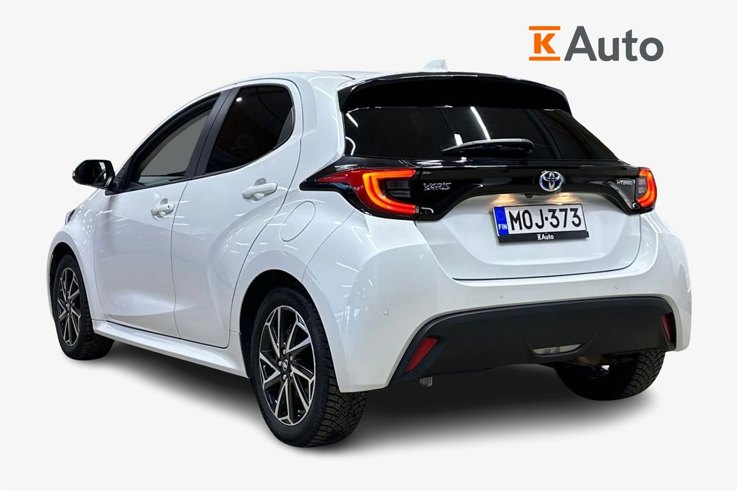 valkoinen Toyota Yaris 2022 kuva 2.