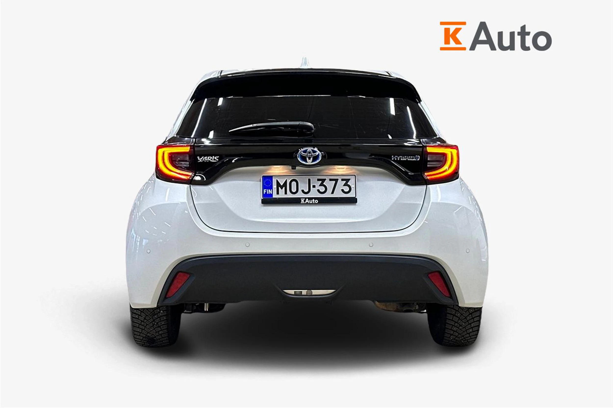 valkoinen Toyota Yaris 2022 kuva 3.