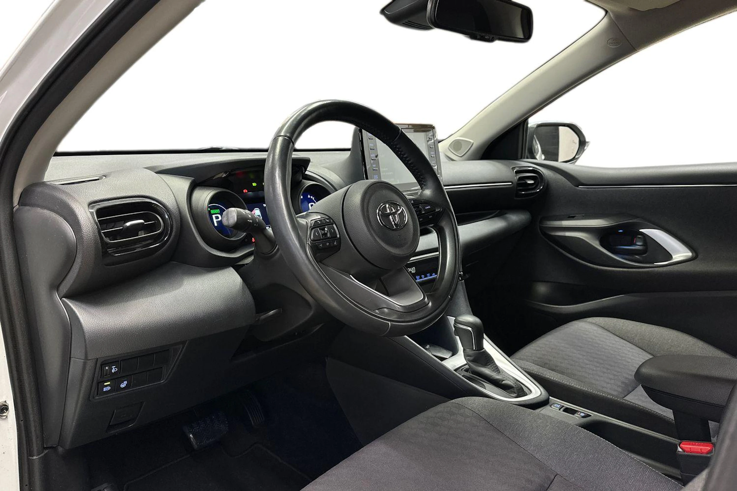 valkoinen Toyota Yaris 2022 kuva 6.