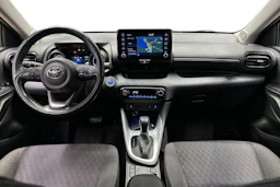 valkoinen Toyota Yaris 2022 kuva 7.