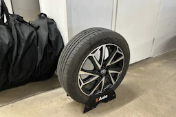 valkoinen Toyota Yaris 2022 kuva 10.