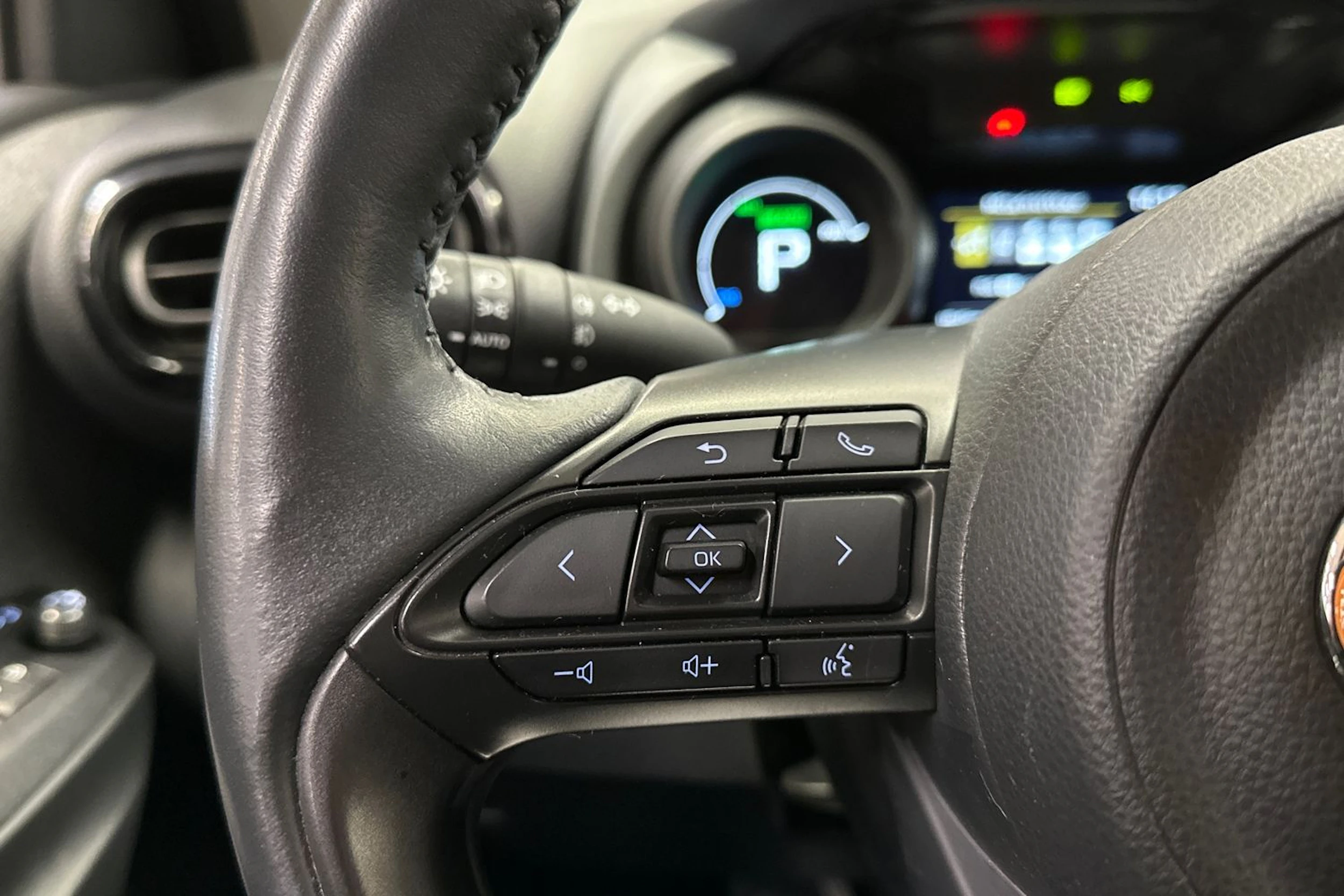 valkoinen Toyota Yaris 2022 kuva 22.