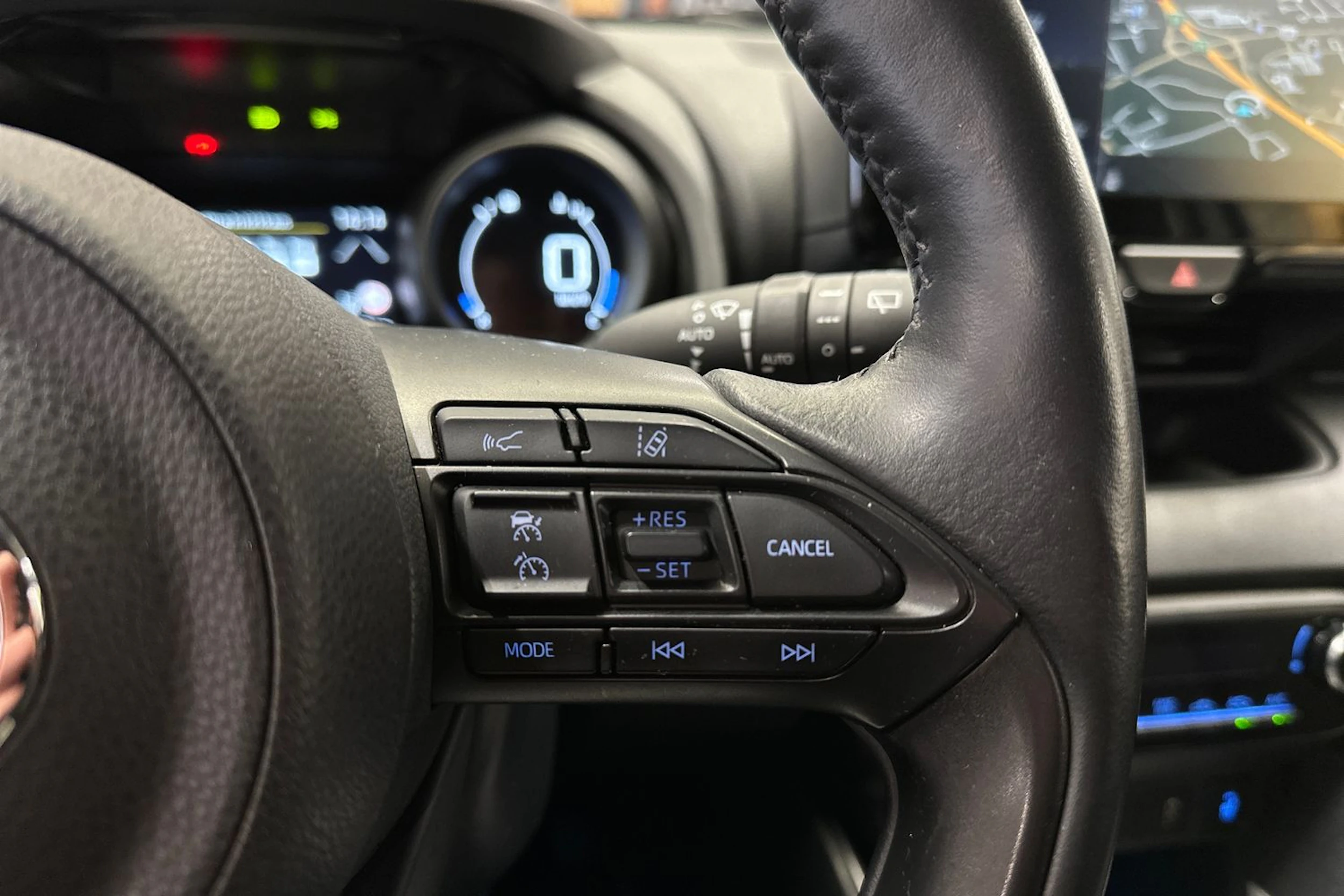 valkoinen Toyota Yaris 2022 kuva 23.