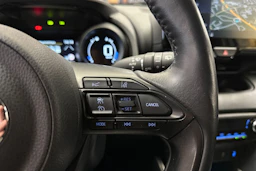 valkoinen Toyota Yaris 2022 kuva 23.