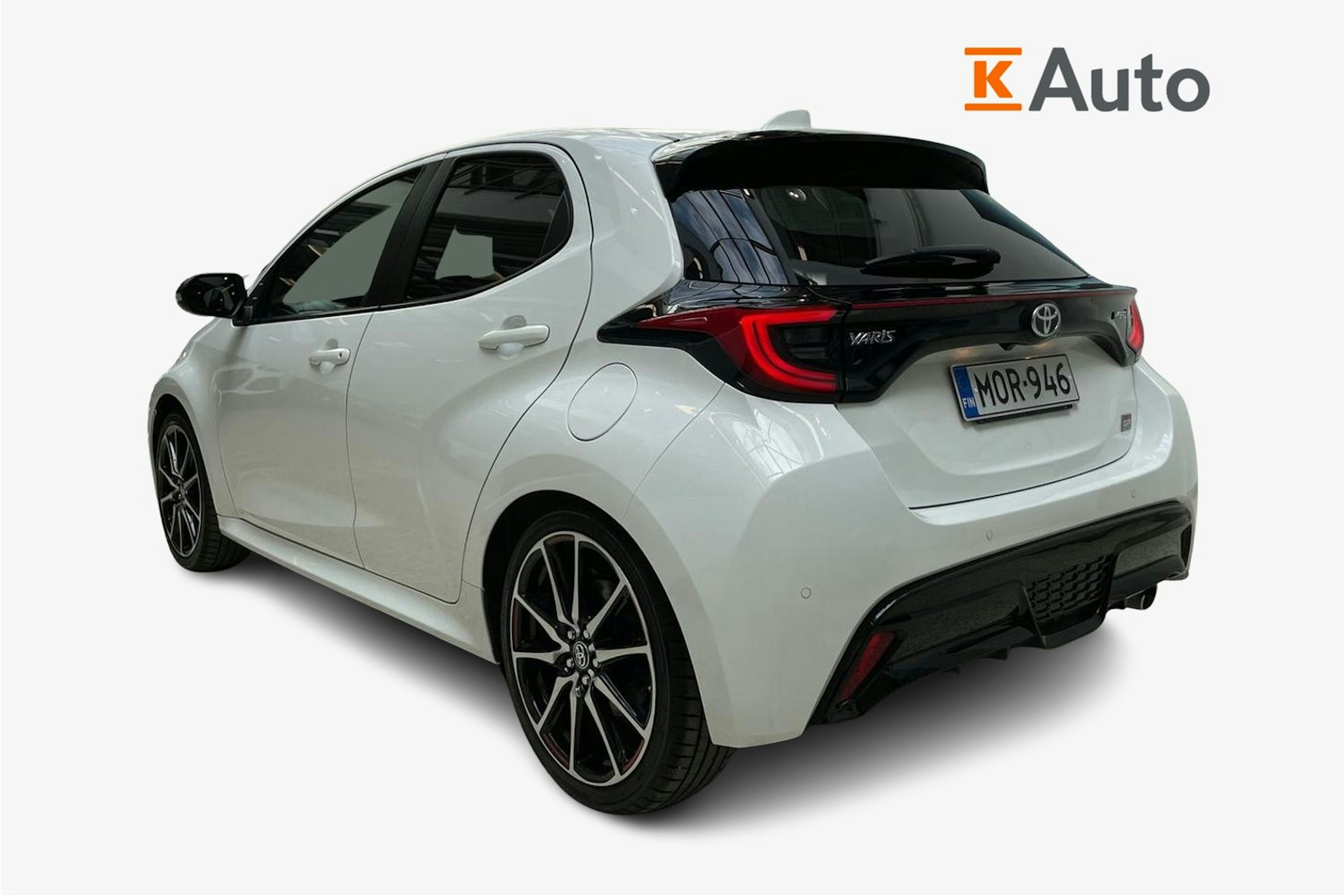 valkoinen Toyota Yaris 2022 kuva 2.