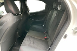 valkoinen Toyota Yaris 2022 kuva 10.