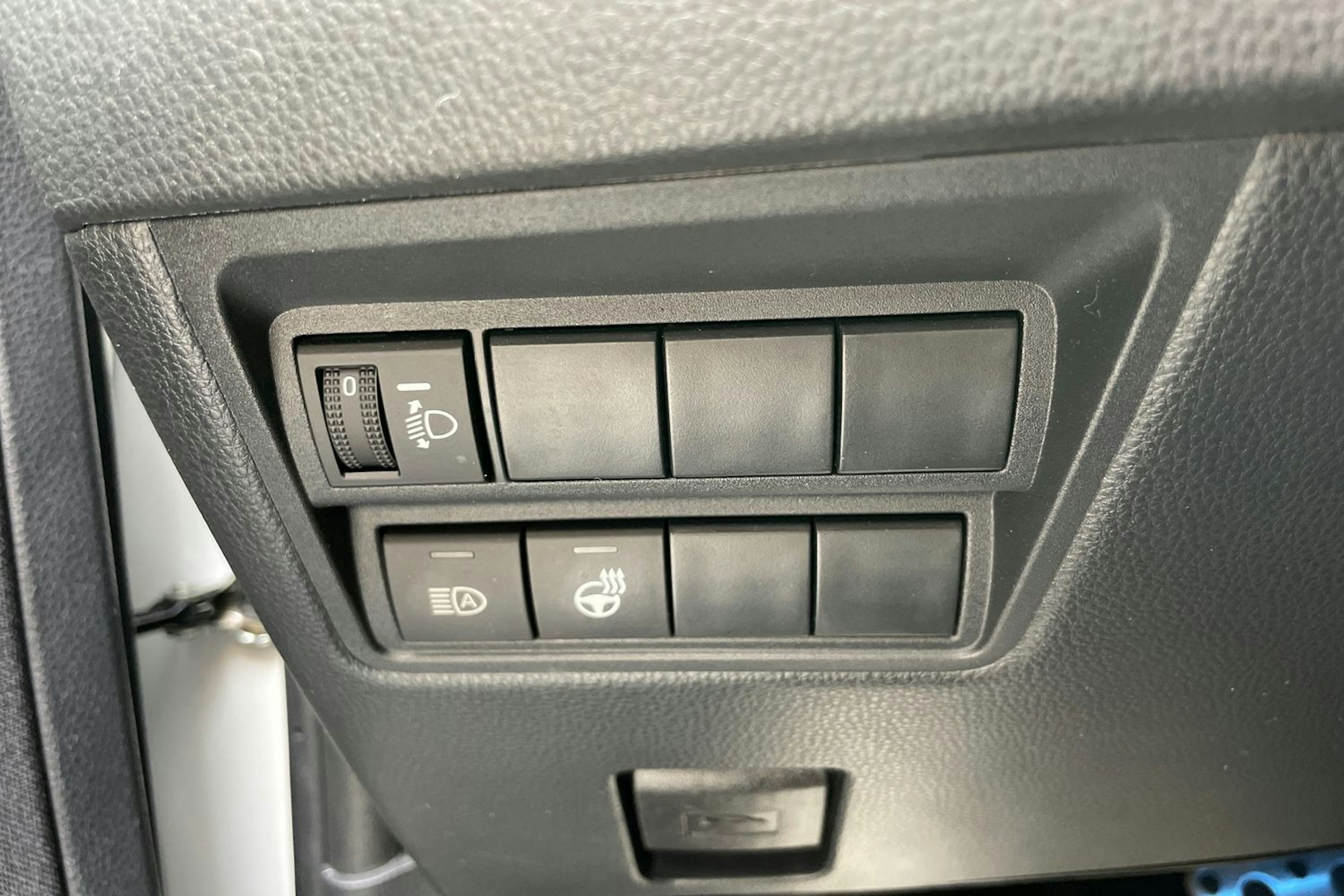 valkoinen Toyota Yaris 2022 kuva 18.