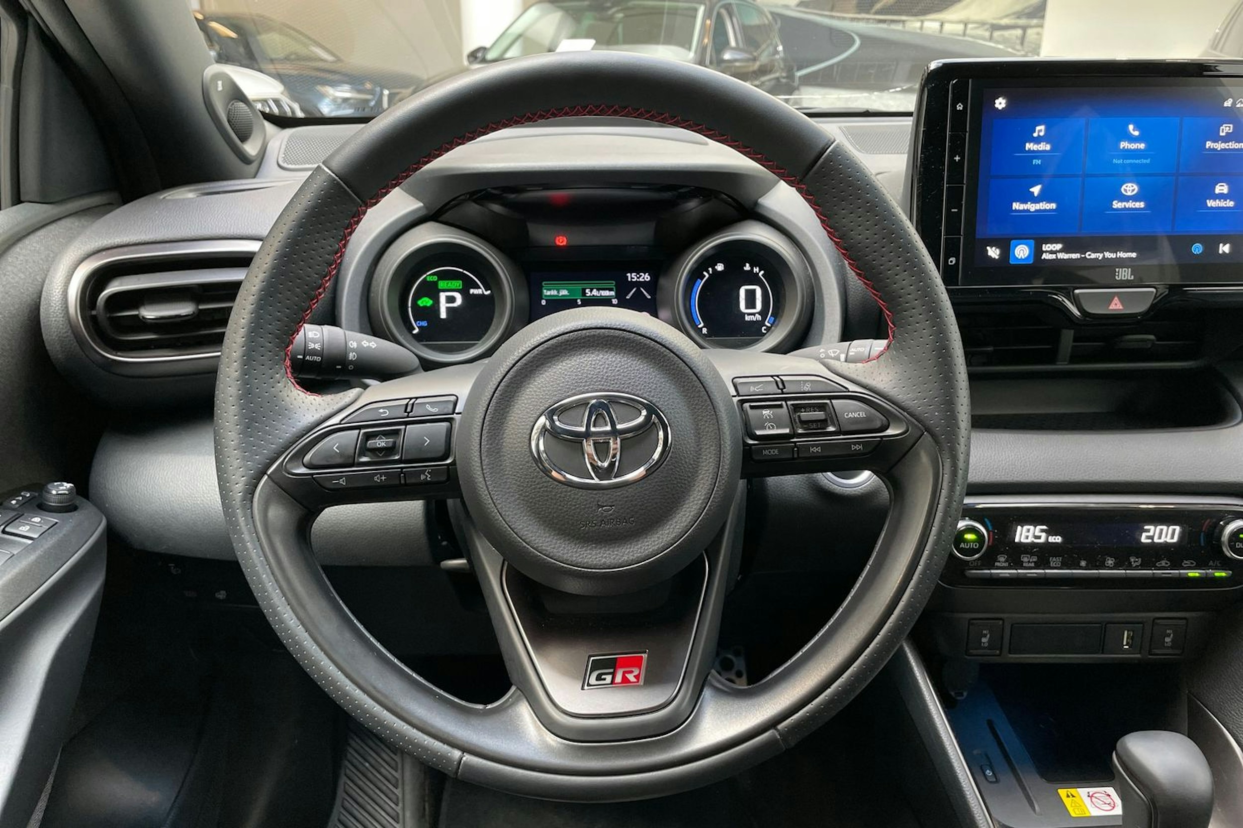 valkoinen Toyota Yaris 2022 kuva 26.