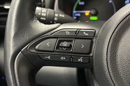 valkoinen Toyota Yaris 2022 kuva 17.