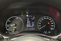 valkoinen Toyota Yaris 2022 kuva 19.