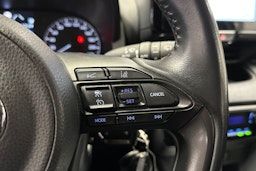 harmaa Toyota Yaris 2022 kuva 21.