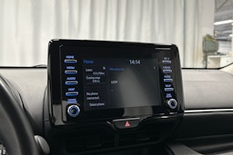 musta Toyota Yaris 2022 kuva 22.