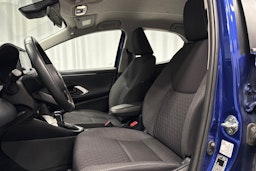 sininen Toyota Yaris 2022 kuva 11.