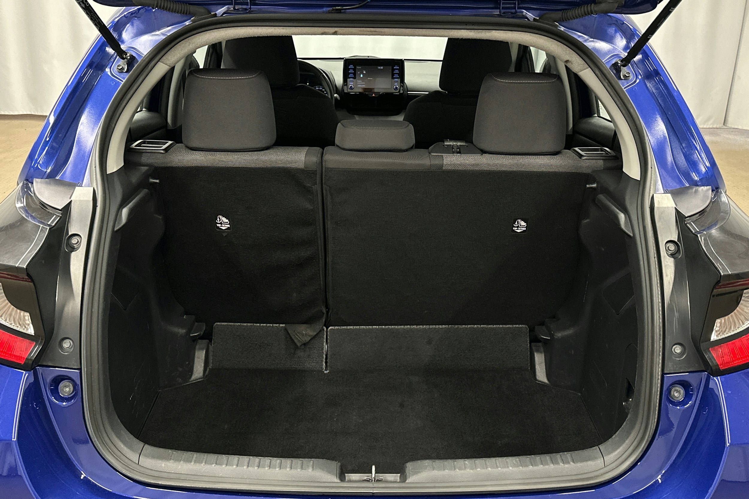 sininen Toyota Yaris 2022 kuva 12.