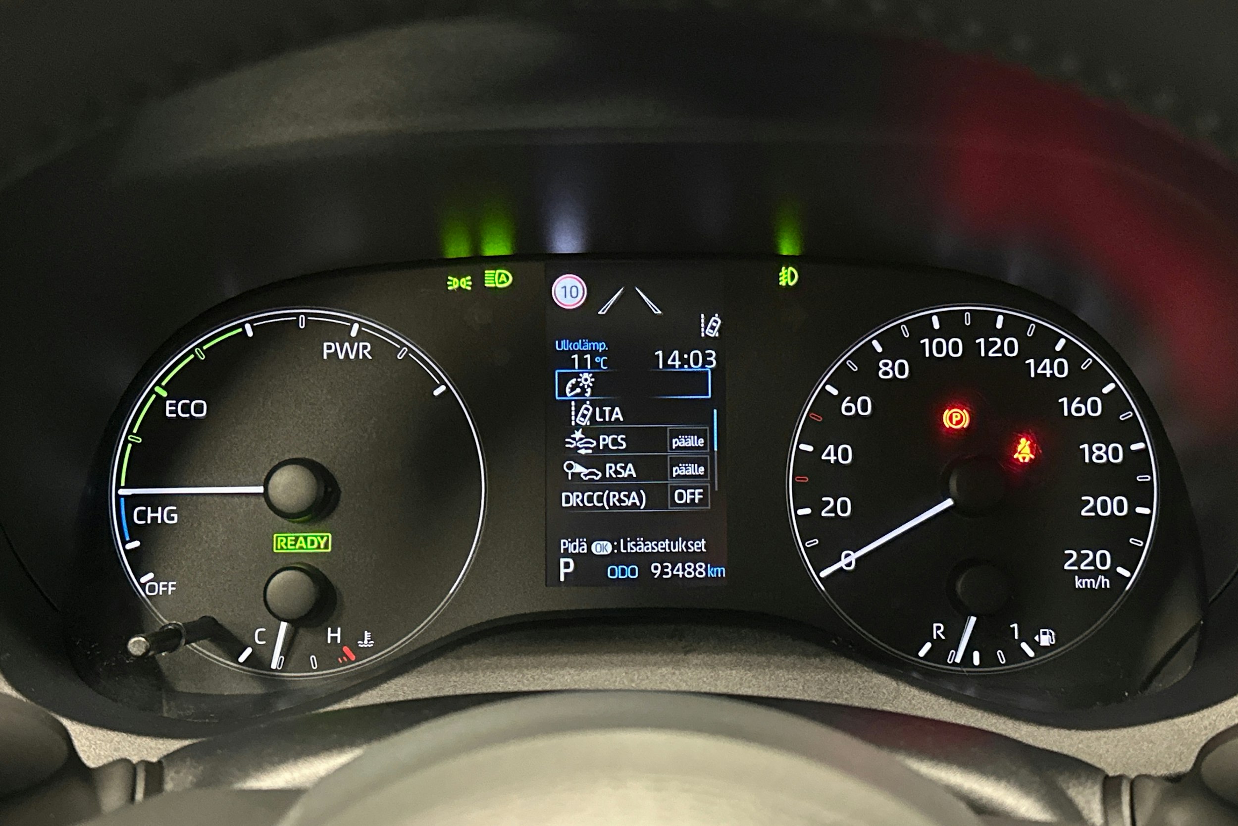 sininen Toyota Yaris 2022 kuva 16.