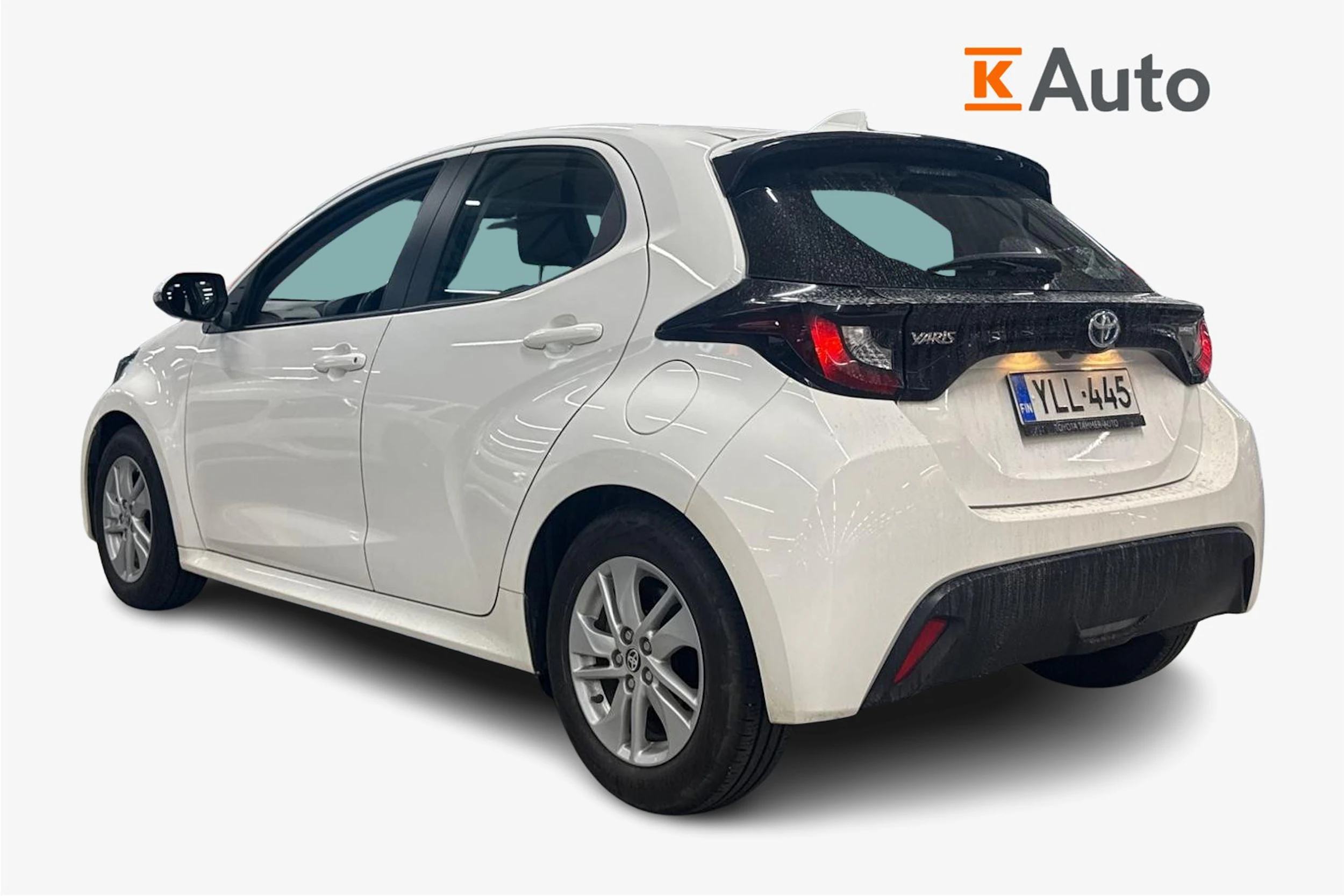 valkoinen Toyota Yaris 2022 kuva 2.