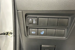 harmaa Toyota Yaris 2022 kuva 22.
