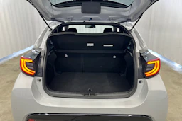 harmaa Toyota Yaris 2022 kuva 25.