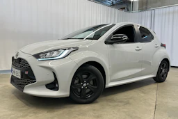 harmaa Toyota Yaris 2022 kuva 26.