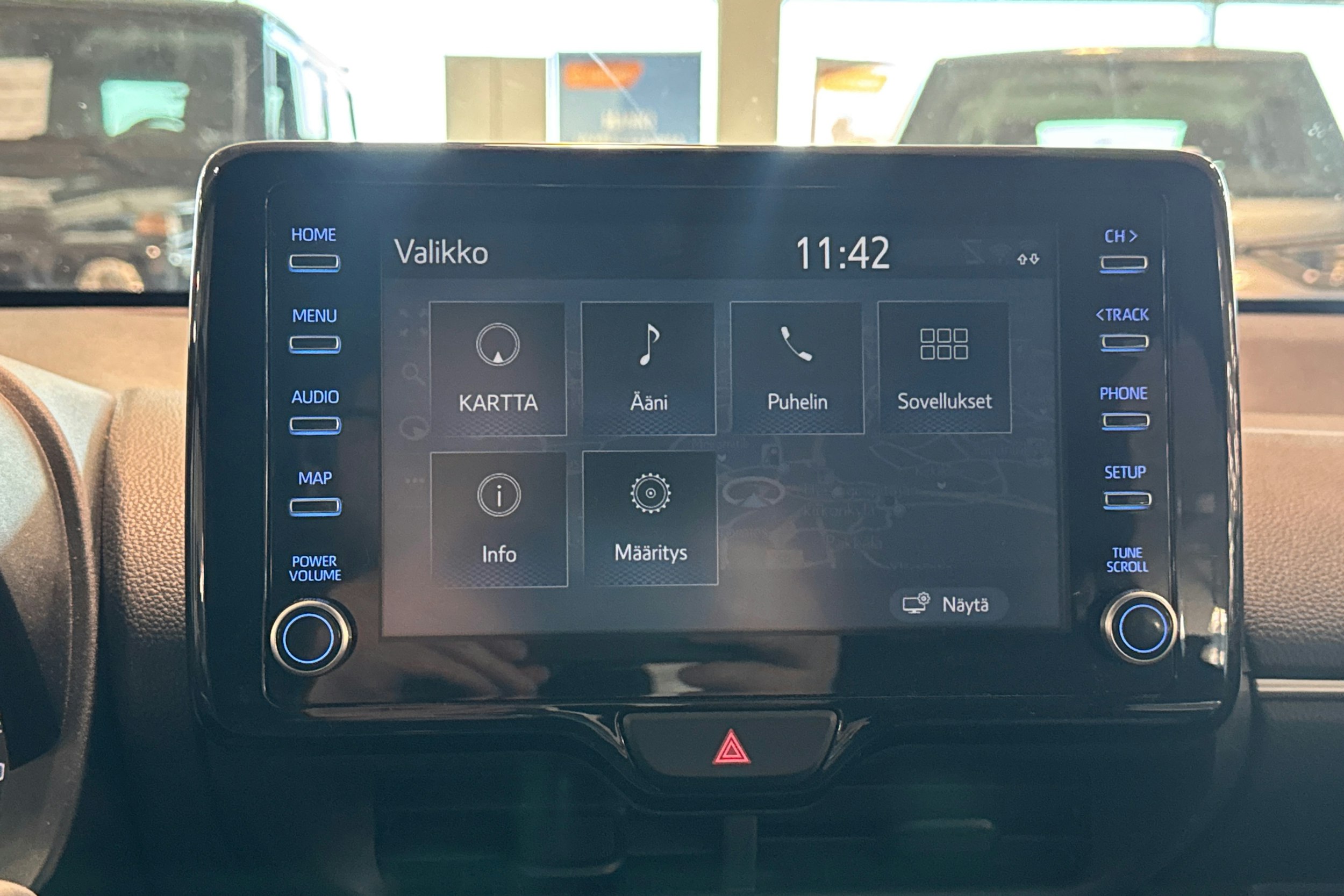 valkoinen Toyota Yaris 2022 kuva 22.