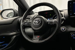 hopea Toyota Yaris 2023 kuva 17.