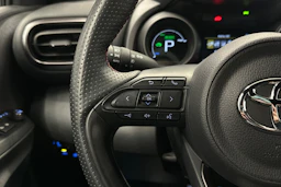 hopea Toyota Yaris 2023 kuva 18.