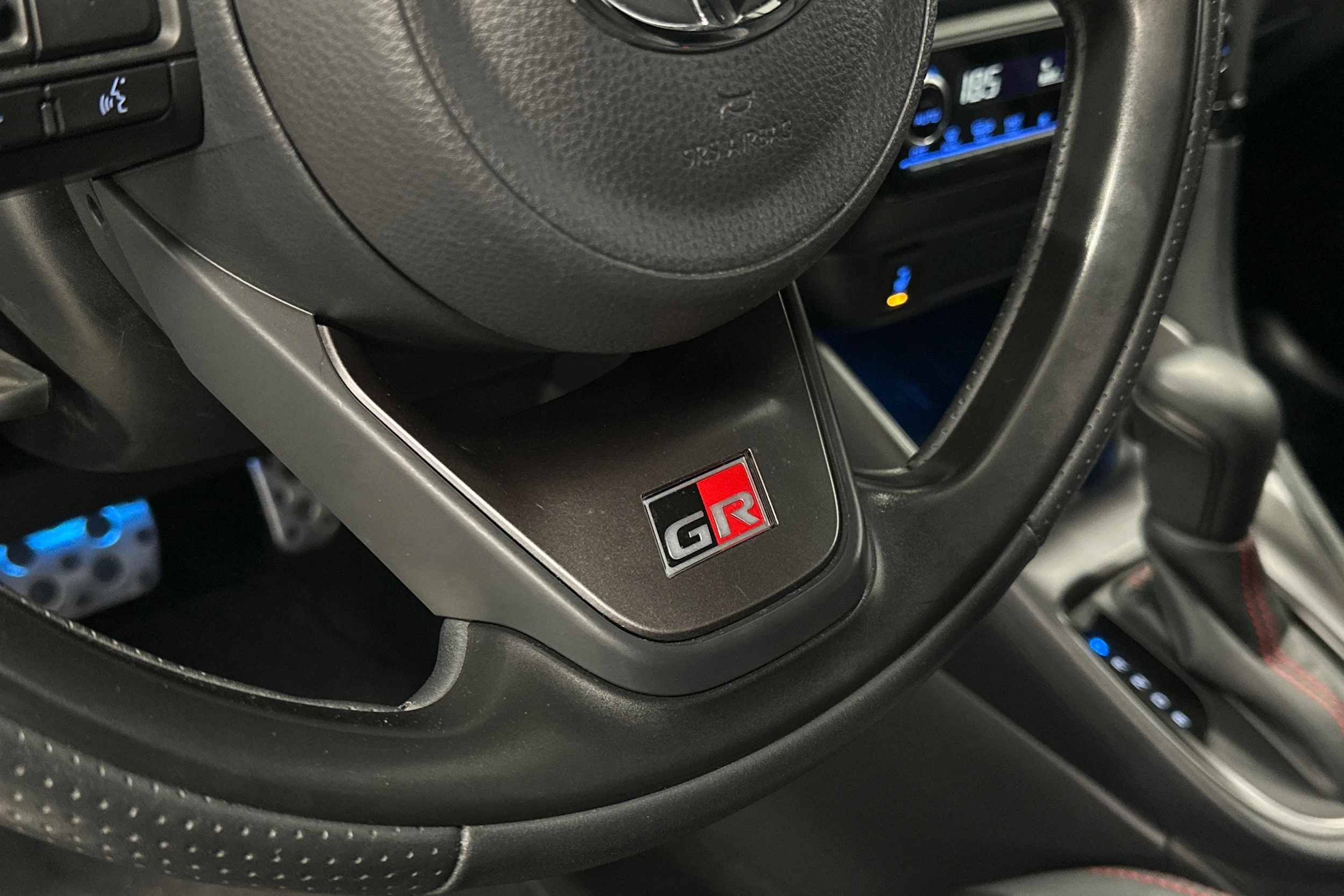 hopea Toyota Yaris 2023 kuva 36.