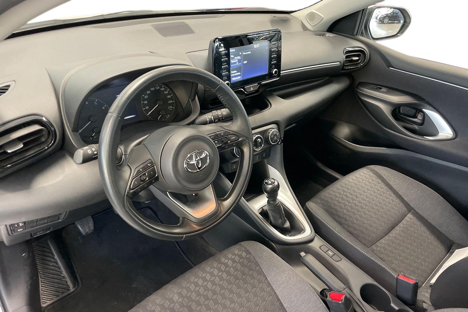 Toyota Yaris 1,5 VVT-iW Active 2023, kuva 6/20