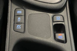 harmaa Toyota Yaris 2023 kuva 27.