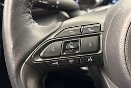 valkoinen Toyota Yaris 2023 kuva 18.