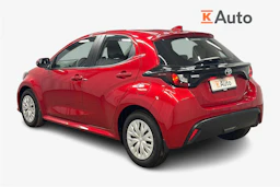 punainen Toyota Yaris 2024 kuva 2.