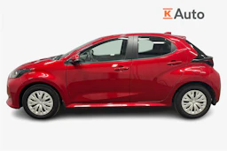 punainen Toyota Yaris 2024 kuva 5.
